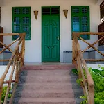 Jabali Bungalows Lodge